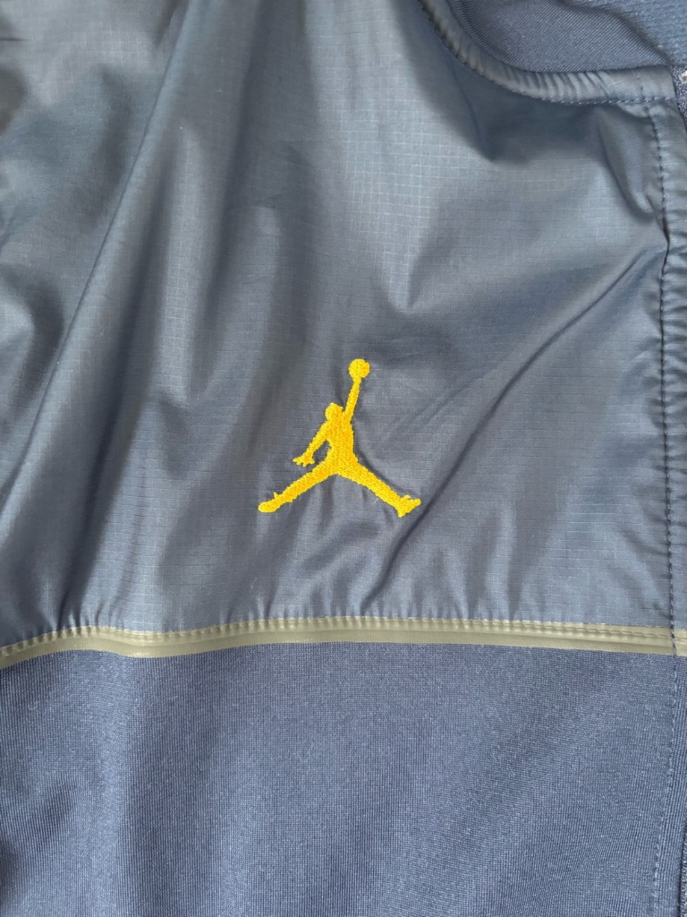 Jordan Zip Up - Picture 4 of 7